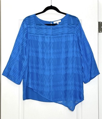 NWT Chaus Blue Textured Layered Asymmetrical Top Size M Geometric 3/4 Sleeves