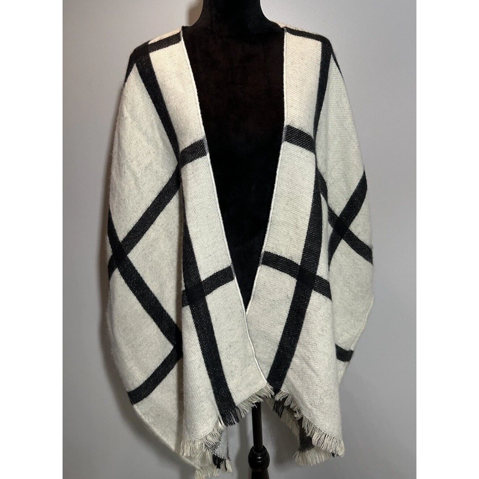LOFT Poncho Cape Knit Sweater Ivory/Black Windowpane Check Acrylic Size M/L
