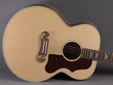 Gibson SJ-200 Studio Walnut Antique Natural