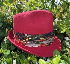 L Vintage 90s PAUL SMITH Made in ITALY 100 Wool Red TRILBY Hat SILK FLORAL Band