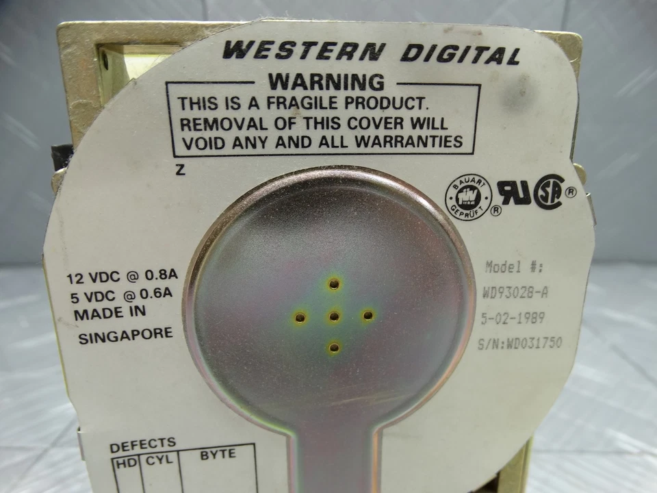 Western Digital 20MB IDE / AT 3.5in Hard Drive Vintage Rare 1989 WD93028-A - Image 2 of 4