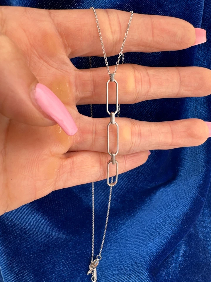 Vintage Tiffany & Co. 18 Karat White Gold 3 Tier Paper Clip Dangle Necklace - Image 2 of 4