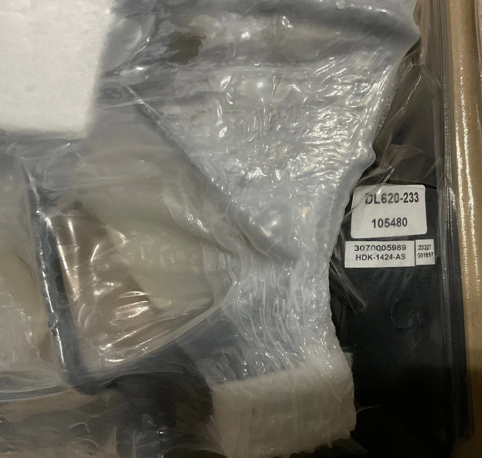 Conjunto de ventilador de refrigeración condensador de CA para 03-06 Honda CR-V Element 620233 Foto 3 de 4