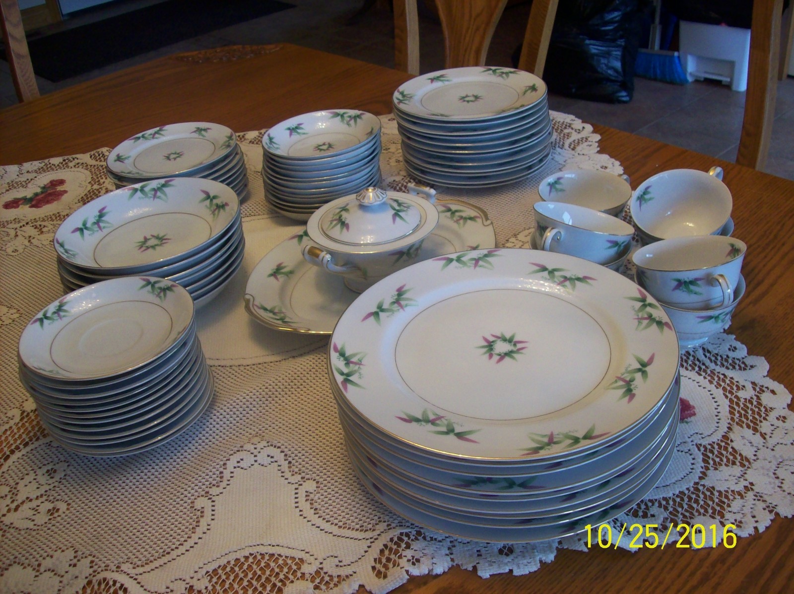 Harmony House Fine China Vintage 68 Piece Grouping  Mandarin Pattern