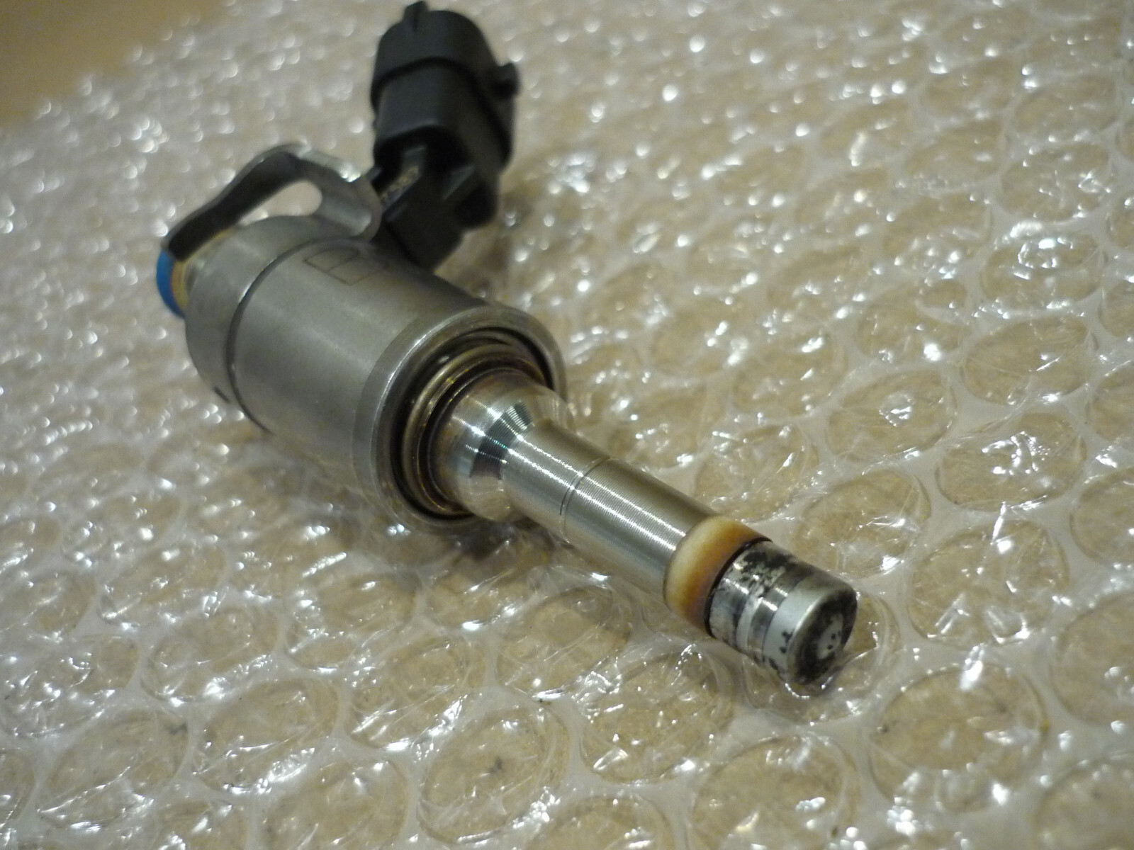 Ferrari California - Fuel Injector -P/N 247589
