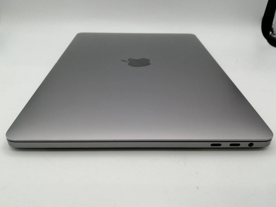 Apple MacBook Pro 16" Touch Bar 6C i7 2.6GHz Radeon Pro 5300M Various Specs 2019 - Image 3 of 4