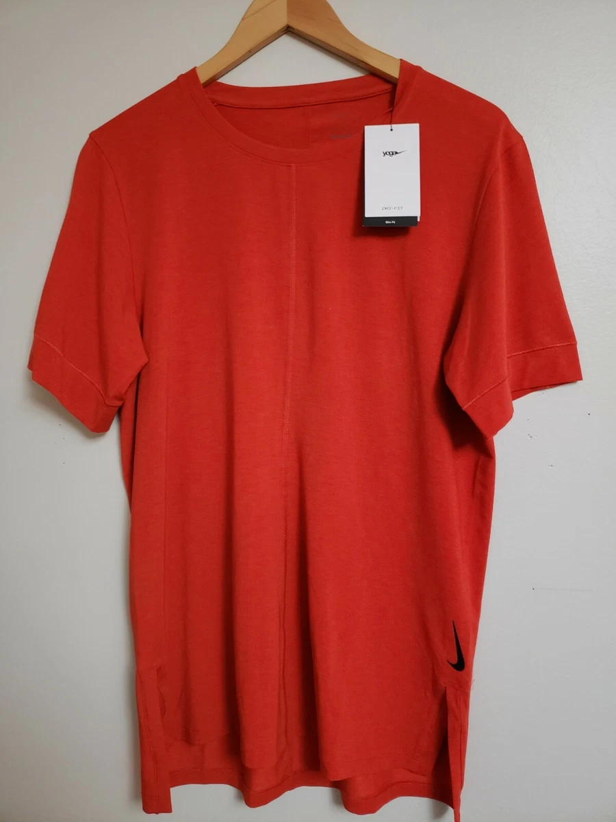 Nike Yoga Dri FIT Size Medium Short Sleeve Top Red BV4034 670 Men s New