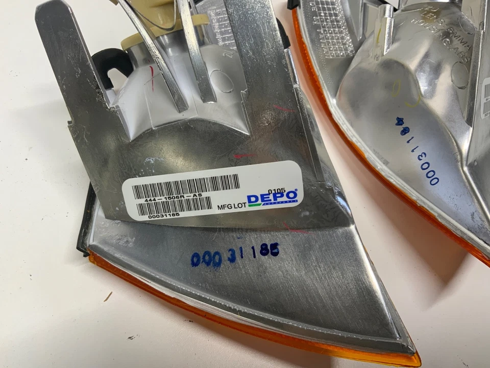 BMW 323I 325I 328I 330I 1999-2001 CONJUNTO DE LUCES DE GIRO DE ESTACIONAMIENTO 444-1506 Foto 4 de 4