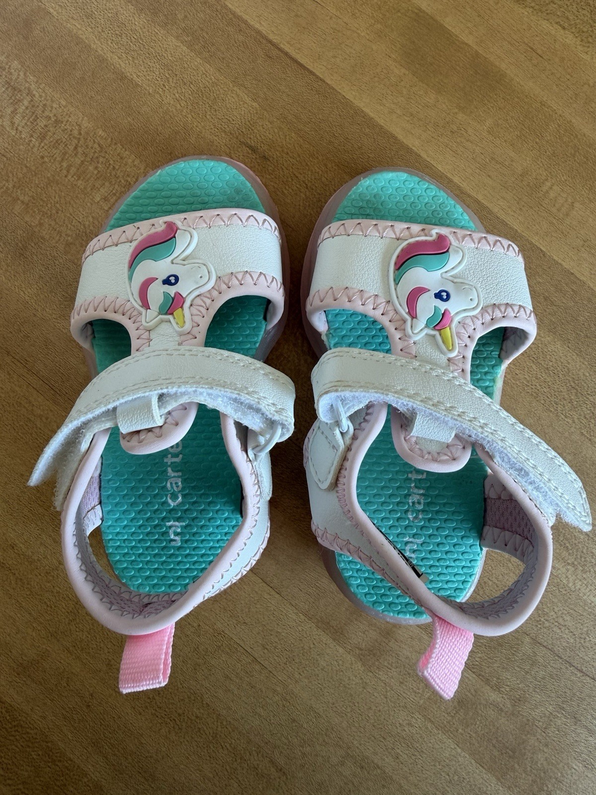 Carter's Girls Unicorn Strappy light up Sandal Size 5