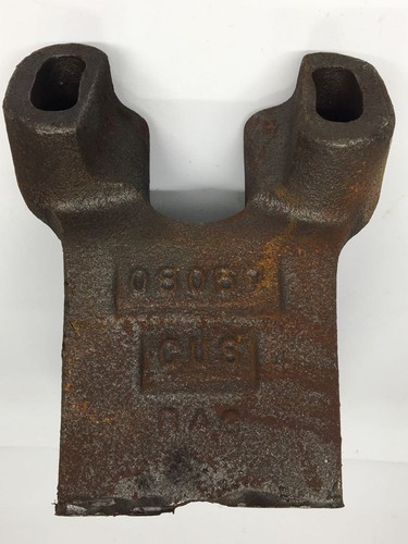 Torque Rod Bracket 08057 for International (338-10056)