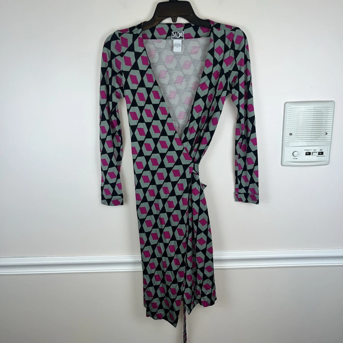 chinese dress ladies DVF White and black Size 12 Dress  Swap Boutique