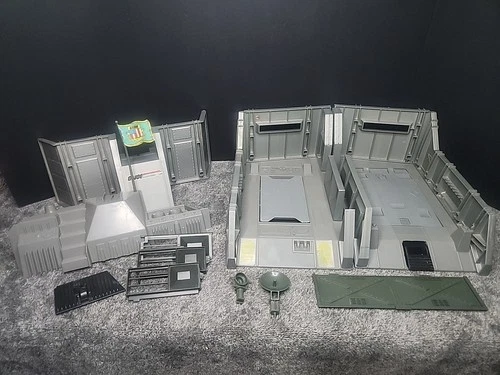 Vintage G.I. Joe HEADQUARTERS COMMAND CENTER Parts Lot Hasbro 1983