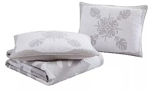 Tommy Bahama Queen Molokai 100% Cotton Quilt Gray / White New - Picture 1 of 8