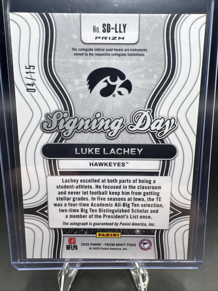 Selecciones del draft de graduación 2025 Luke Lachey Gold Shimmer/15 Iowa Hawkeyes Foto 2 de 2