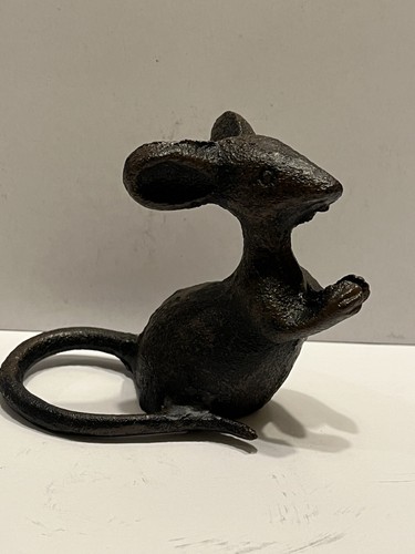 Vintage Style Cast Iron Small Mouse Paperweight - Picture 3 of 6