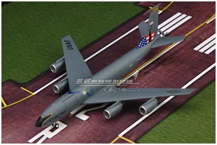 1:200 GeminiJets USAF BOEING KC-135R Stratotanker Aerial