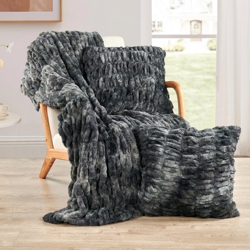 Shar Pei Set Coperta di Lusso Increspato in Pelliccia Ecopelliccia 3 Pezzi con 2 Copricuscini - Foto 20 di 63