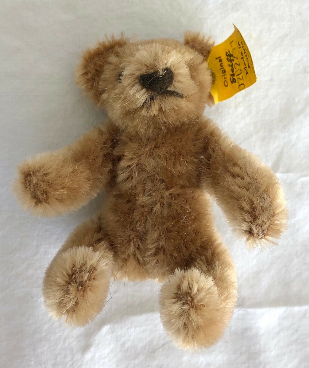 A Limited Edition STEIFF 2.5