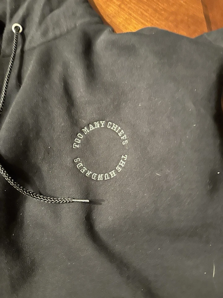 Moletom The Hundreds masculino L bordado soletrar cinza "muitos chefes" patch - Imagem 2 de 4