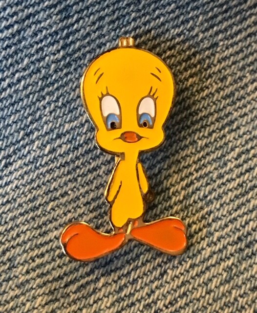 Tweety Bird Brooch Pin~Looney Tunes~Warner Bros. Inc.~ older 80's