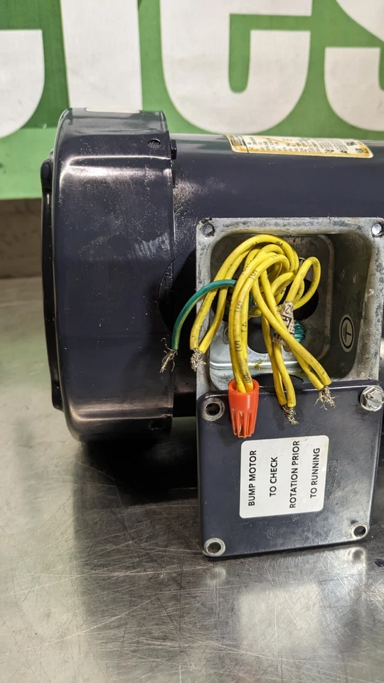 GRAYMILLS 1 hp 230/460 Volt, Multi Stage Booster Pump MSPR5-1.0F (DAMAGED) - Image 3 of 4