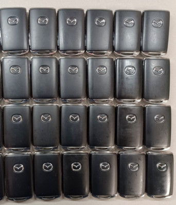 Lot of 25 Genuine OEM Mazda Remotes 4 Button Hatch DGY2-67-5DY  FCC:WAZSKE11D01