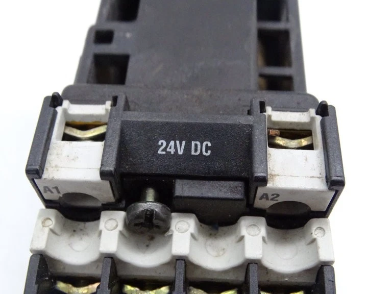 MOELLER DILR40-G-24VDC CONTACTOR - Image 3 of 4