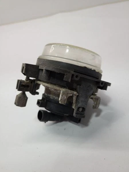 2002 2003 MAZDA MX5 MIATA Right RH Fog Driving Light Bumper Mounted  - Image 4 of 4