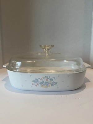 CorningWare Casserole Dish Flower Basket Pattern W/lid 2.5 L Vintage USA Made