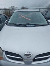Capot Nissan TINO