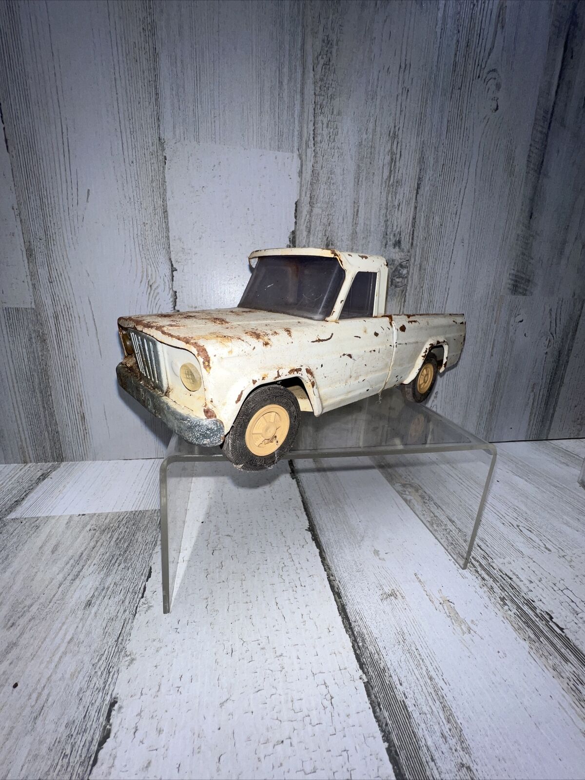 Picture 1 of 6