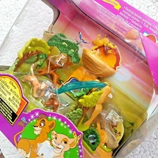 DISNEY TINY COLLECTION SIMBA´S PRIDE (THE LION KING. POLLY POCKET). BRAND NEW!