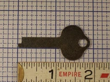 Vintage Flat Steel Key Trunk Padlock Antique Lock Box Desk Cabinet Key Blank