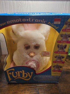 RARE 2005 Furby Strawberry Milk   Orange Eyes NIB Tested Working NEVER REMOVED