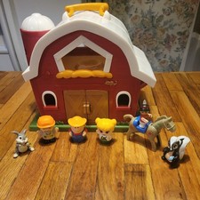Battat Big Red Barn Animal Farm Playset Learning Farm with 4 Vtg fig.,3 others