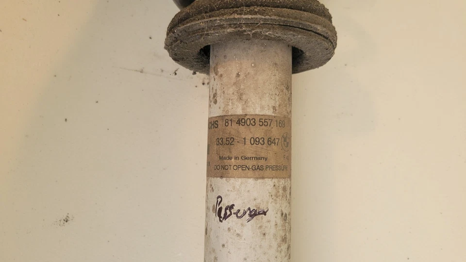 97-03 OEM BMW E39 540i PAR DE SUSPENSIÓN TRASERA M Sport S704 resortes y puntales Foto 3 de 4