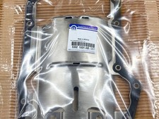 Junta de cárter de aceite del motor Jeep Grand Cherokee Commander Liberty 53021001AB OEM MOPAR