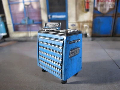 DIORAMAFREAK Werkstatt Werkzeugwagen Werkzeug Wagen Bausatz Diorama Deko Zubehör Set 1/18