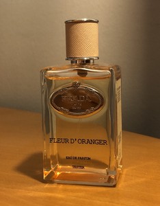 prada orange perfume
