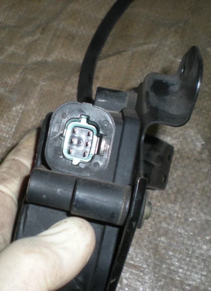 2002-05 SUBARU IMPREZA WRX CONJUNTO DE ATUADOR DE CONTROLE DE CRUZEIRO FABRICANTE DE EQUIPAMENTO ORIGINAL P/N 87012FE020 - Imagem 4 de 4