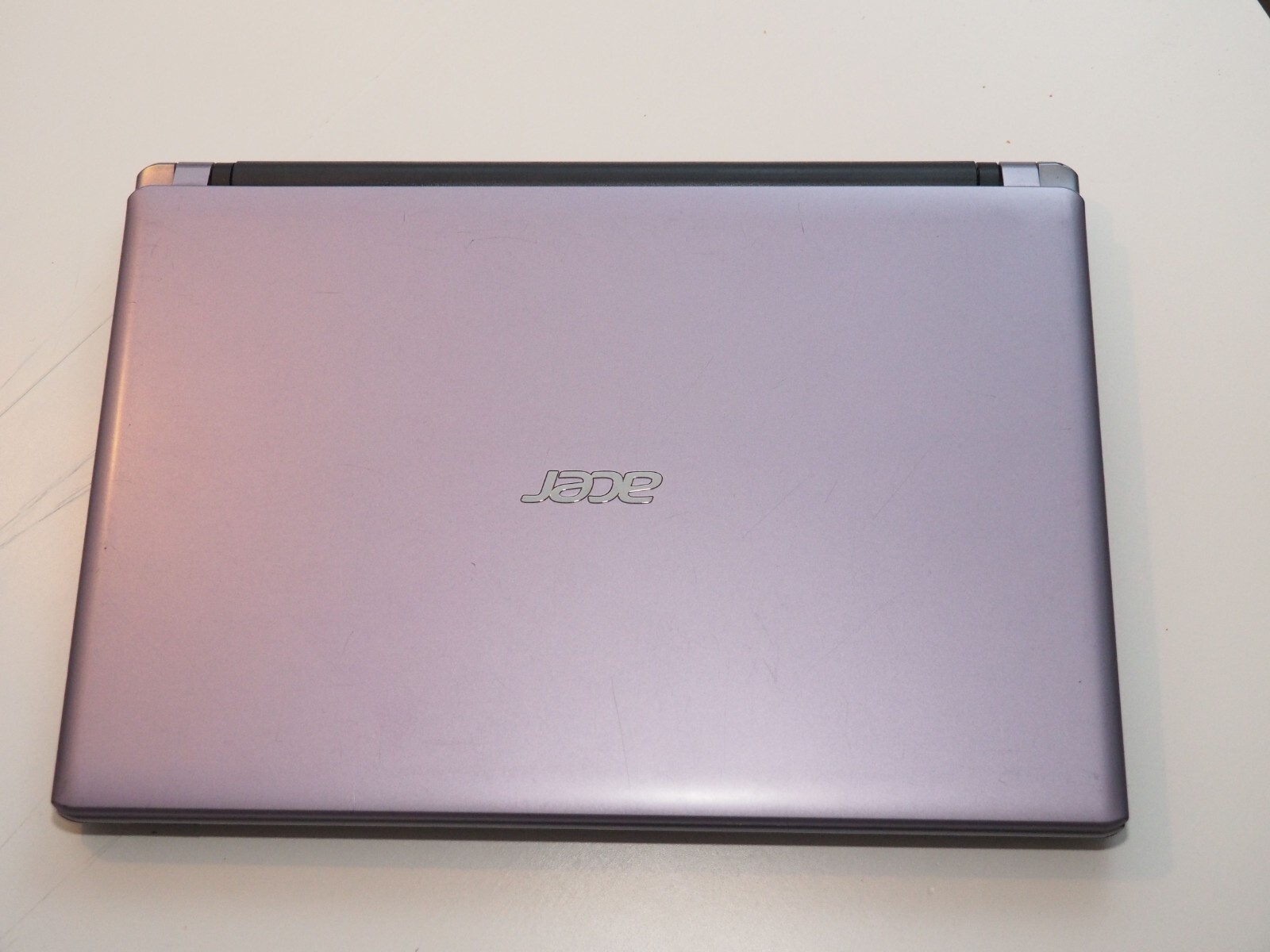 Acer Aspire V5- 431 laptop, Intel i3 CPU, 8GB RAM, 128GB SSD, purlpe - Picture 3 of 8