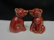 PR ROSEMEADE POTTERY SALT & PEPPER SHAKERS BEARS RED BROWN NORTH DAKOTA