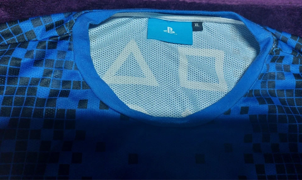 PLAYSTATION FC Football Shirt XL Soccer Jersey Strip Kit Top PS5 - Image 3 of 3