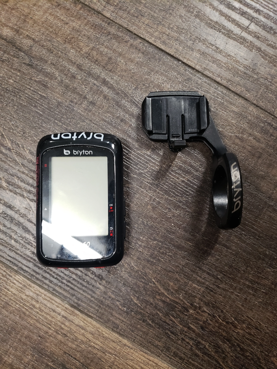 Bryton Aero60 サイクルコンピュータ The Aero 60: Bryton's first Aerodynamic GPS Bike Computer