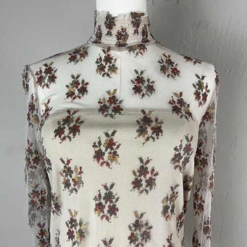 Top Free People Sweet Dreams Malla Floral Manga Larga Espalda Baja Crema Talla Pequeña - Imagen 2 de 11