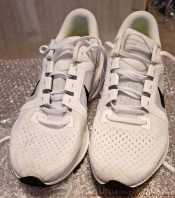 Nike Air Zoom Vomero 16 Running Shoes DA7245 100 Men's Size 11