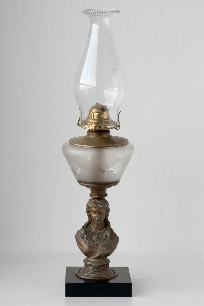 Lady cheap oil lamp
