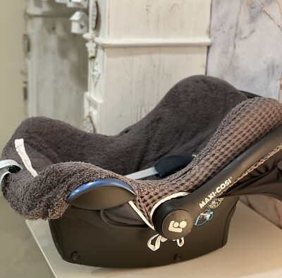 Koeka Babyschalenbezug 0+ 3/5 Punktgurt antwerp steel grey Sommerbezug