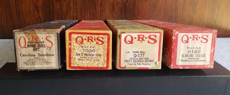 LOT 4 QRS~CAROLINA SUNSHINE~ROSE WASHINGTON SQUARE~GEORGIA BROWN~ALABAMA JUBILEE