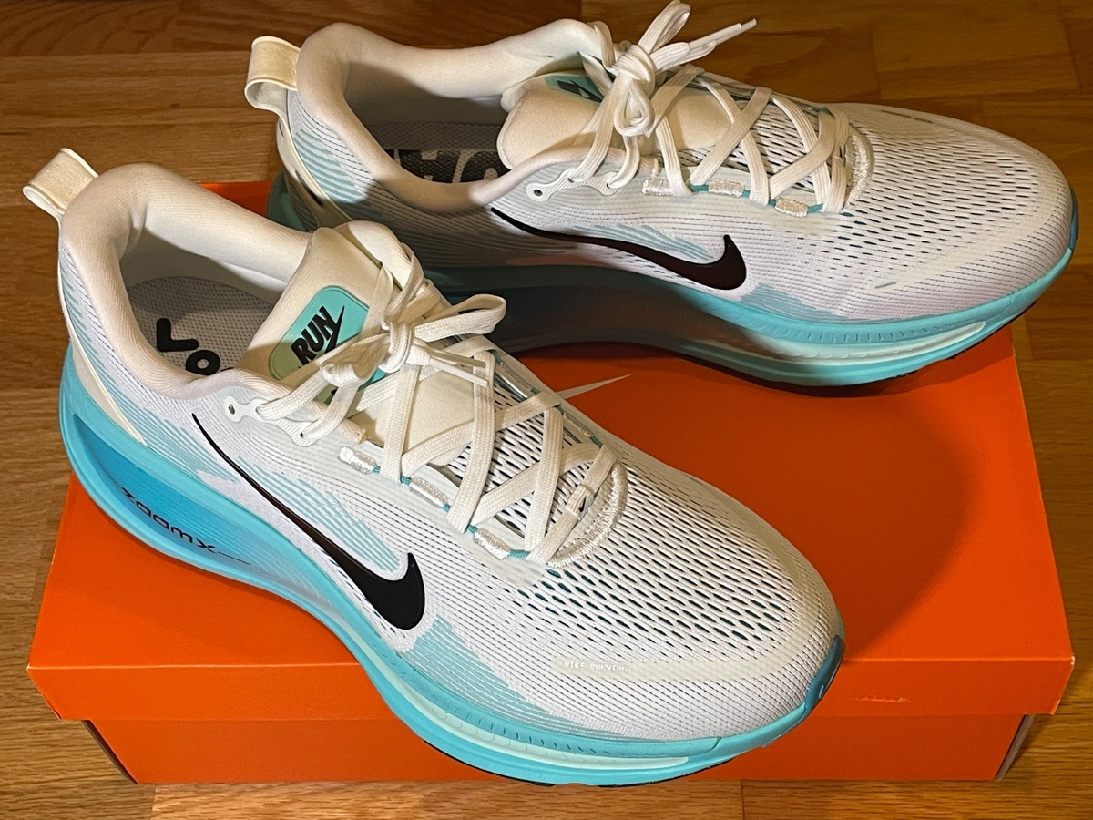 Nike Vomero 18 White Dusty Cactus Black Running Shoe HM6803103
